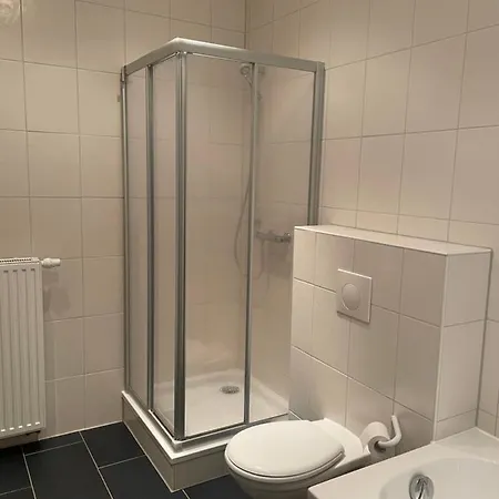 Appartement Schoene Zweiraumwohnung Im Zentrum Aue (Saxony)